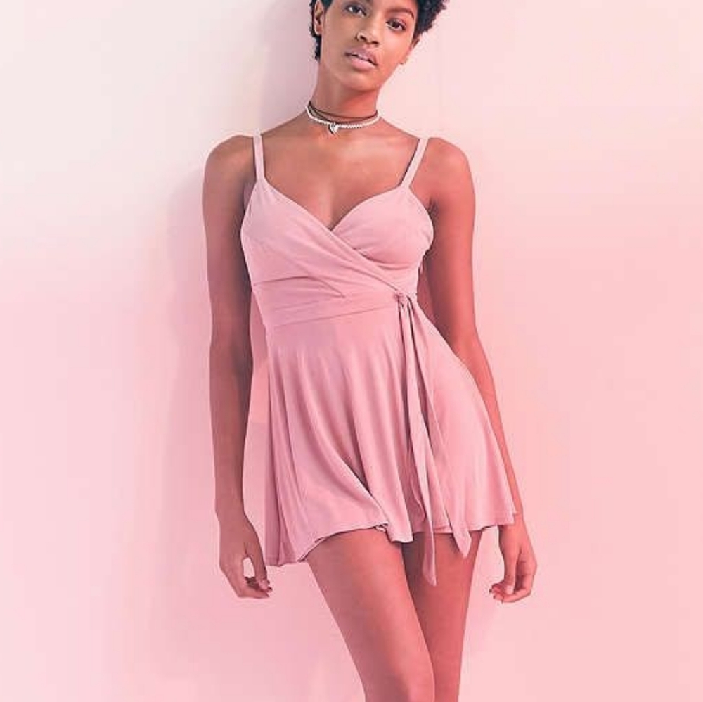 Kimchi Blue Veruca Skorted Wrap Romper in Dusty Rose